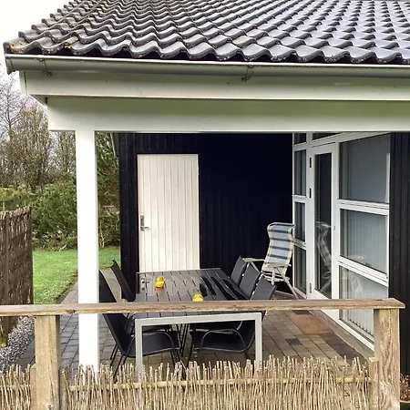 4 Star In Semesterbostad *